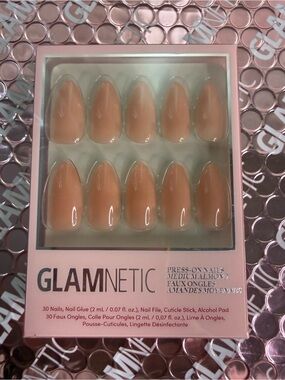 Glamnetic Nude Press-On Nails – Medium Almond